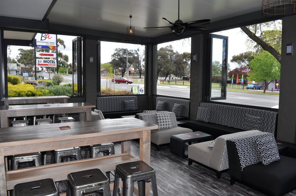Brougham Arms Hotel Bendigo Extérieur photo